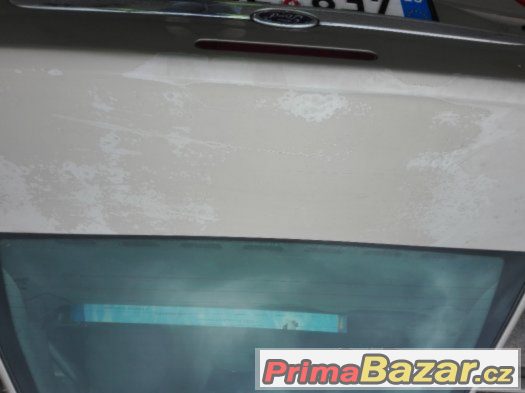 Ford Focus sedan GHIA 1999 – fotografie 5