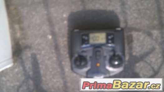 Velký Dron FALCON U842 HD Upgrade (48x48cm) – fotografie 4