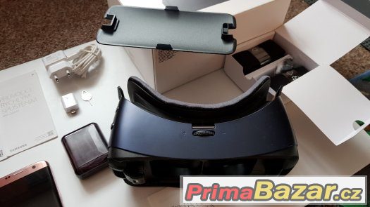 Brýle VR Samsung Oculus R323 – fotografie 2