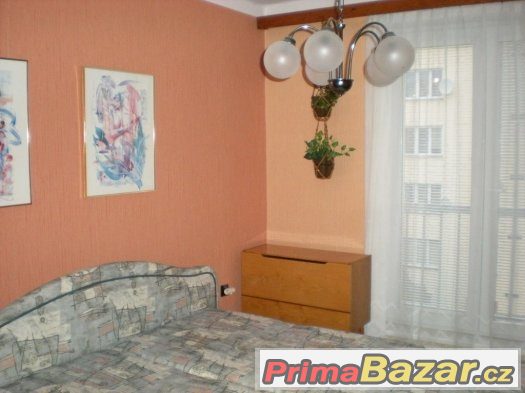 Prodej bytu 2+1 v Pardubicích - Višňovka - Benešovo nám. – fotografie 4