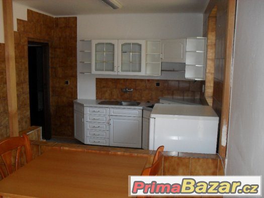 Pronájem kanceláře, 55 m2 v RD, obec Veská - Sezemice – fotografie 3