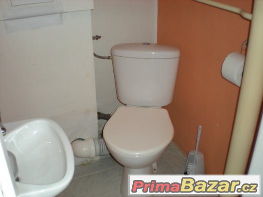 Pronájem bytu 1+kk v Pardubicích - Višňovka - ul. Svobody – fotografie 4