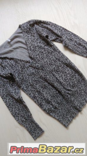 Svetrik leopard – fotografie 1