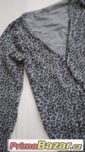 Svetrik leopard – fotografie 2