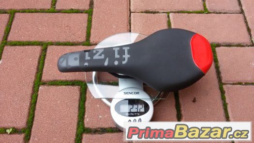 FIZIK Tundra 2 K:ium sedlo – fotografie 1
