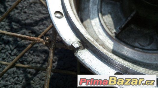 Zadní Kolo Jawa 555 – fotografie 4