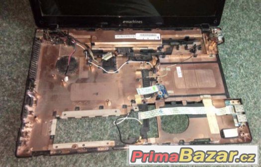 ACER eMachines 442 – fotografie 4