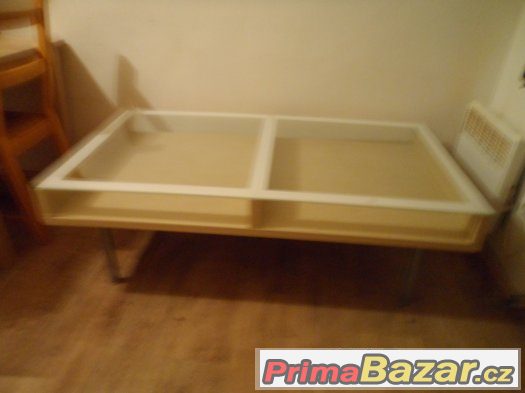 Skleněni stůl IKEA – fotografie 2