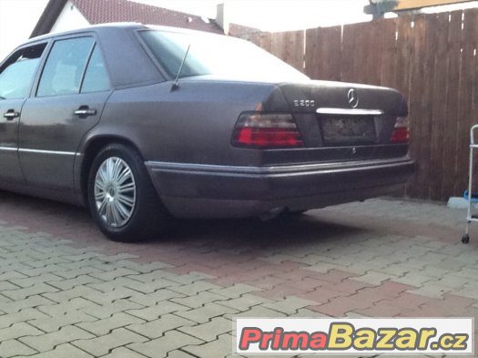 PRODAM MERCEDES 124 – fotografie 3
