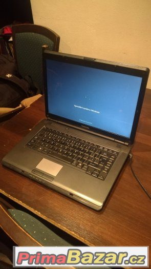 Notebook Toshiba 500gb na opravu – fotografie 1