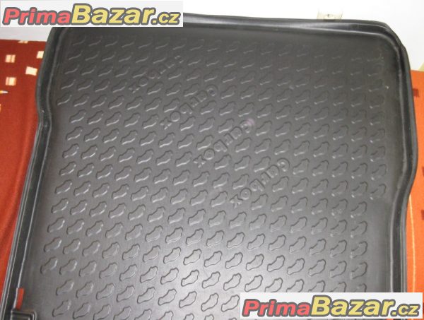 Vana do kufru CARBOX