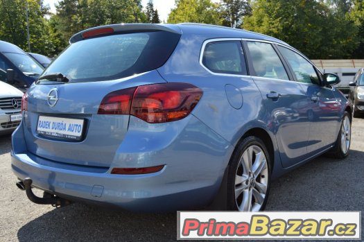 Opel Astra 1.4 T 1. MAJ., SPORTS TOURER – fotografie 3