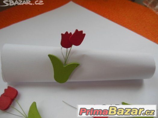 Dekorace-kukuřice,dřevěné tulipány,kytičky,třpyt.hvězdičky – fotografie 3