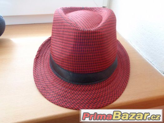 Červenočerný klobouk-UNISEX – fotografie 1