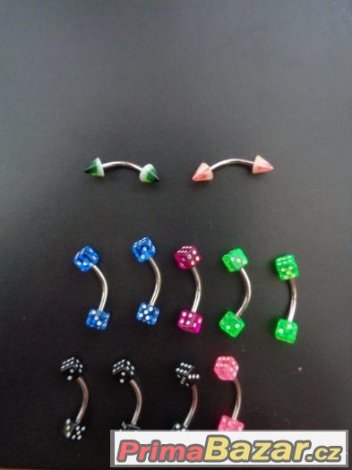Piercingy do obočí – fotografie 1