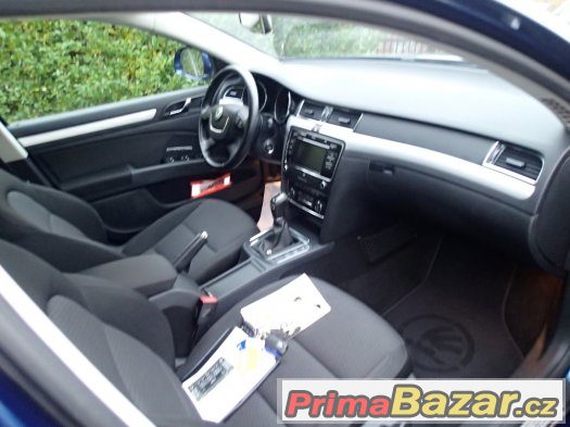 Škoda Superb combi 2.0TDi XENONY Koup.ČR,1.majitel,Serv.knih – fotografie 4