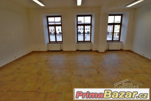 Pronájem Komerční prostory, Nový Jičín, Masarykovo náměstí – fotografie 1