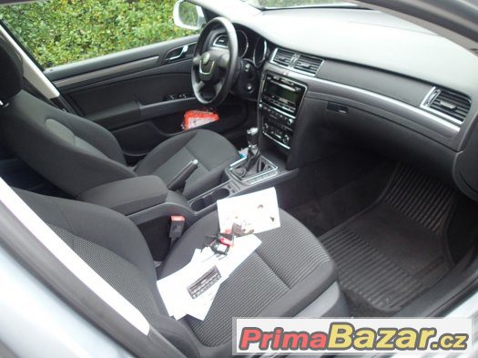 Škoda Superb combi 2.0TDi 125kW XENONY Koup.ČR,1.majitel,102 – fotografie 4