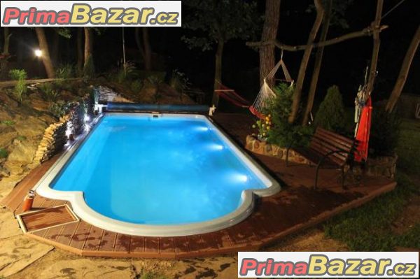 Laminátový bazén s tepelnou PUR izolací – fotografie 2