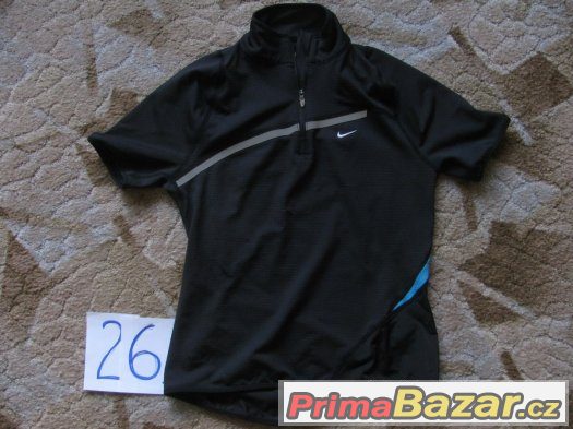 Dámské sportovní tričko Nike – fotografie 1
