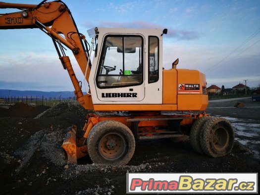Liebherr 310 – fotografie 1