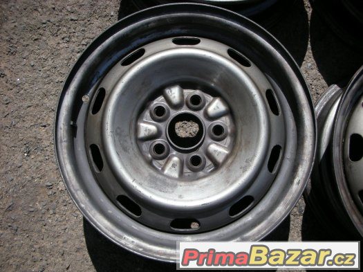 PRODÁM 4KS PLECHOVÉ DISKY NA TOYOTA 5.5x14,5x100,DÍRA 54MM – fotografie 4