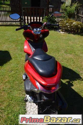 Honda skútr – fotografie 3