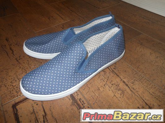 SLIP-ON MÓDNÍ PUNTÍKOVANÉ-nazouvací boty,vel.41,nové – fotografie 1