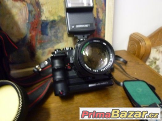 Kamera na kinofilm Fotoaparát Revueflex Ac2 motor blesk – fotografie 3