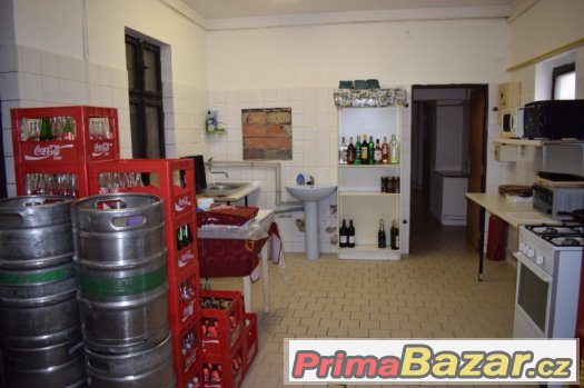 Prodej domu s provozovnou a 7 byty, Masarykova tř,, Teplice – fotografie 2