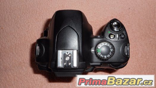 Tělo Nikon D40 – fotografie 2