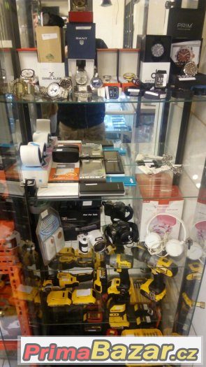 DeWALT, Makita, PlayStation, Nokia, Samsung, Sony – fotografie 1