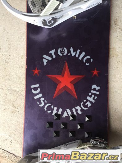 Snobboard Atomic Discharger 158 s vázáním Burton Freestyle – fotografie 2