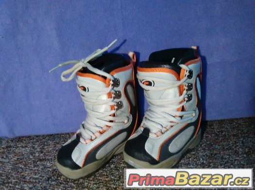 boty na snowboard vel. 30 – fotografie 1