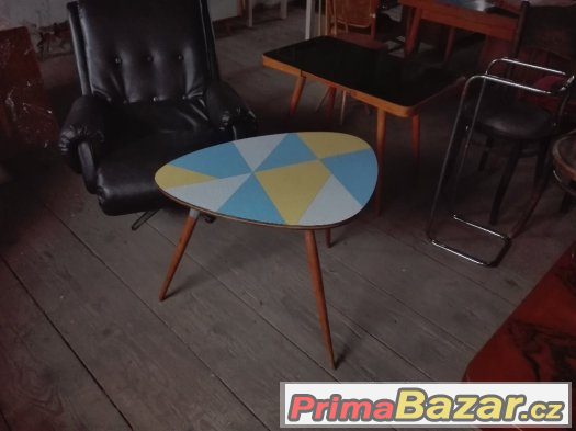 Retro konferenční stolek / trojnožka / top brusel 58/ umart – fotografie 3