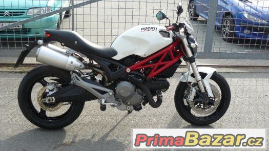Ducati monster 696 – fotografie 2