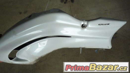 Klín pod motor Honda Hornet – fotografie 2