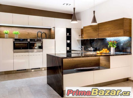 Křenovice, rodinný dům, 4+kk, zahrada, bazén – fotografie 1