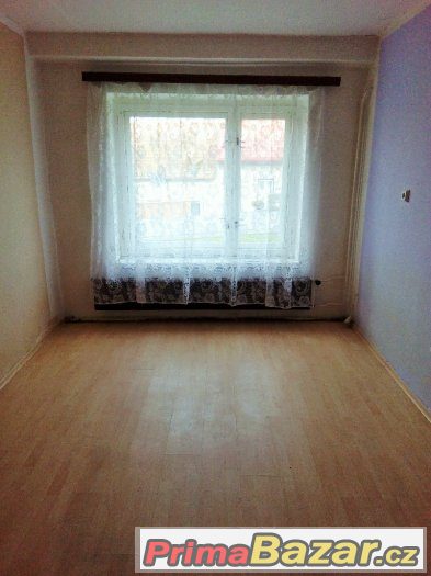Doloplazy, byt 2+kk, 350m2, zahrada, dvorek – fotografie 1