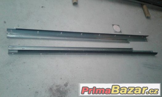 SEKČNÍ GARÁŽOVÁ VRATA 450 x 210cm zlatý dub – fotografie 4