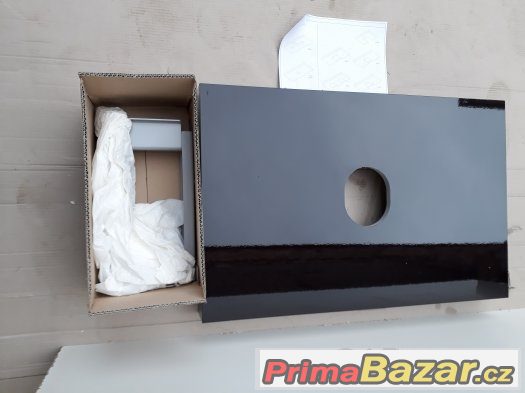 Umyvadlová deska SIMPLY U Ideal Standard – fotografie 3