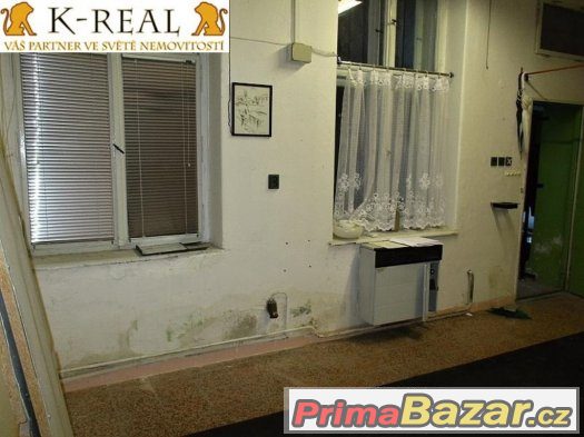 Pronájem 2 průchozí pokoje, Malinovského náměstí, Brno – fotografie 1