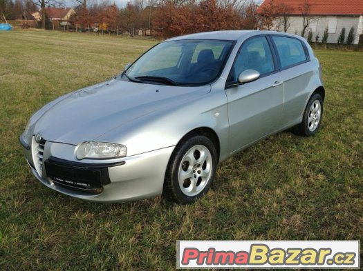 Alfa Romeo 147 1.6 16V klima,tempomat,senzory – fotografie 1