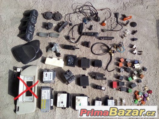 díly Opel Omega B 3.0 MV6 1998 – fotografie 3