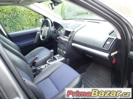 Land Rover Freelander 2.2TDi Koup.ČR Panorama,Tažné,4x4 – fotografie 4