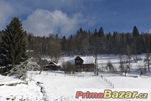 Pozemek s možností komerční výstavby (387 m2) a další pozemk – fotografie 1