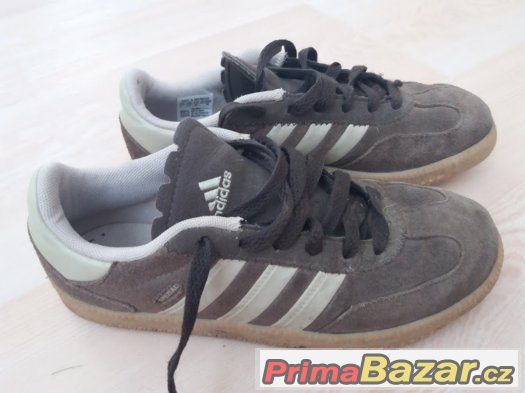 Dětské boty adidas – fotografie 1