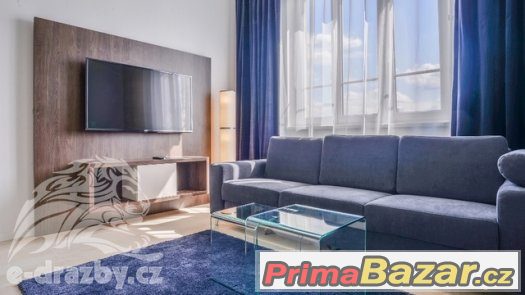 Byt 2+kk (55 m2), Praha, Vršovice, ul. 28. pluku 583/47, ev. – fotografie 2