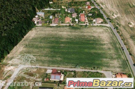 Pozemky s možností výstavby (22 106 m2), Praha, Úvaly u Prah – fotografie 1