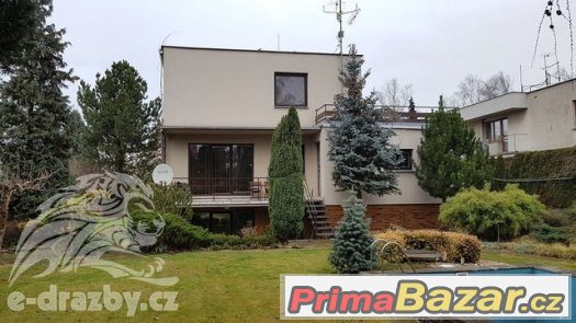 Rodinný dům (343 m2) s pozemkem (744 m2), ulice Sportovní, H – fotografie 3